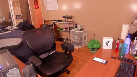 Chuck Daily online show from January 5, 10:08 pm