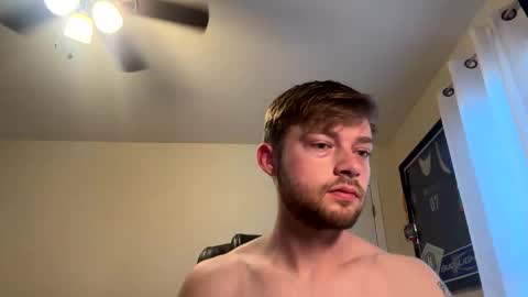 mrcoolguy68 online show from May 26, 12:33 pm