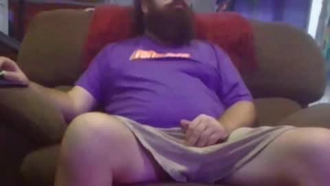 Come to the Bear Den online show from October 6, 8:59 pm