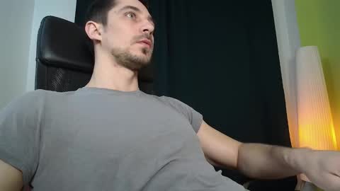 juan luis online show from February 22, 9:48 pm