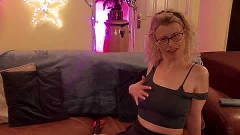 Snapshot of mrjandmrsj2014 chatting on December 4, 2:20 pm Mr  Mrs J online show from December 4, 2:20 pm