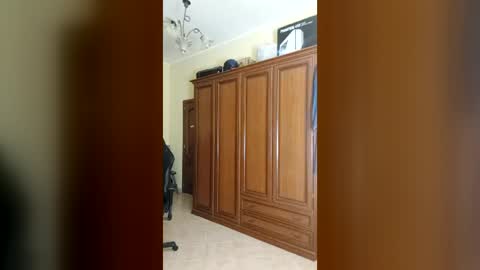 Antony online show from June 25, 7:24 am