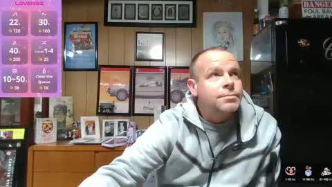 MrMojo704 online show from February 2, 11:42 pm