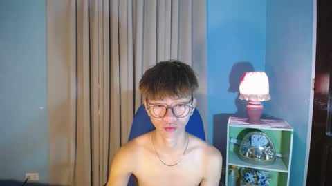 MARK  online show from December 4, 1:19 am