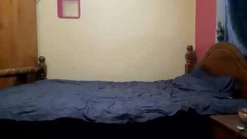 mrowka28 online show from December 5, 8:17 pm