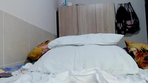 Snapshot of mrs_mary444 chatting on October 21, 5:01 am mrs_mary444 online show from October 21, 5:01 am