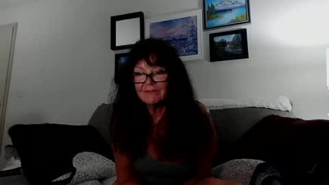 VivianHarper online show from June 19, 2:06 am