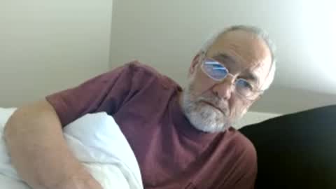 mrtease5 online show from April 20, 4:04 am