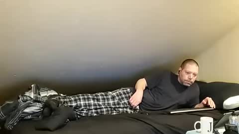 Snapshot of mrxhere chatting on February 16, 4:10 pm mrxhere online show from February 16, 4:10 pm