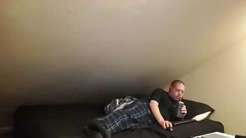 mrxhere online show from December 5, 7:33 pm