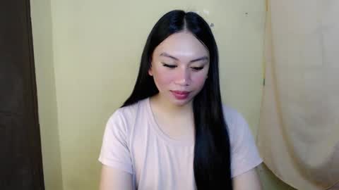 Bella online show from May 3, 3:56 am