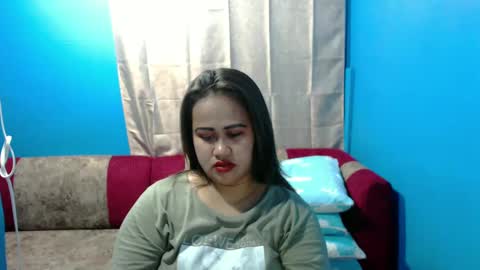 Nathalie online show from March 6, 8:19 am