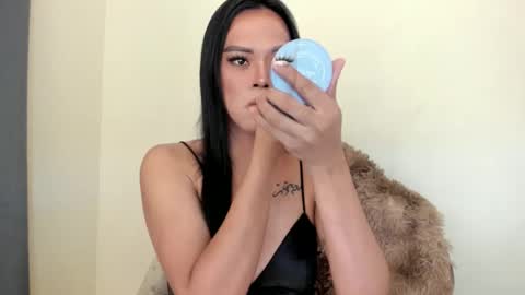 selena online show from January 12, 6:48 pm