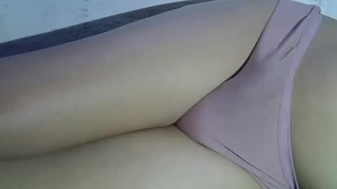 Snapshot of mscumshotter chatting on February 25, 7:52 am mscumshotter online show from February 25, 7:52 am