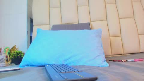 FERNANDA 3 online show from April 2, 3:36 am