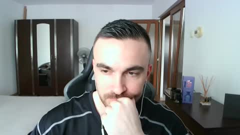 Victor online show from April 6, 12:17 pm