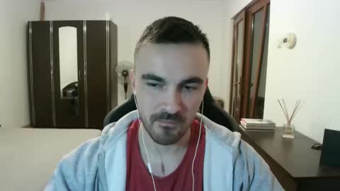 Victor online show from March 15, 4:32 pm