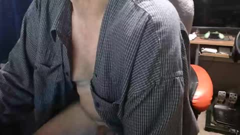 mulldoon1950 online show from December 5, 12:58 pm