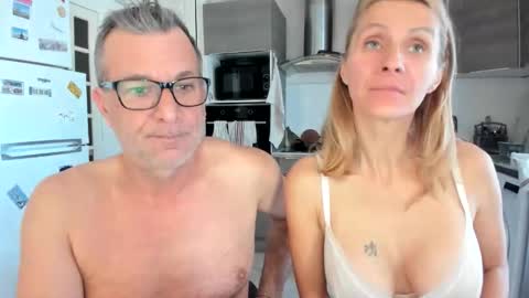 LOVELY JULIA  Peter DAY online show from November 21, 9:29 am