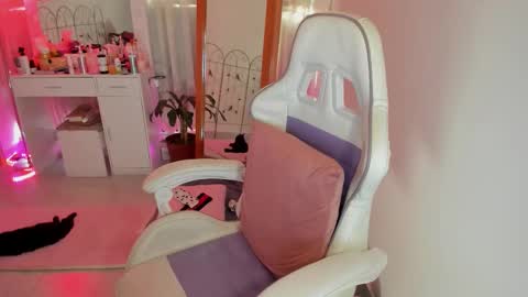 Murat online show from December 18, 12:00 pm