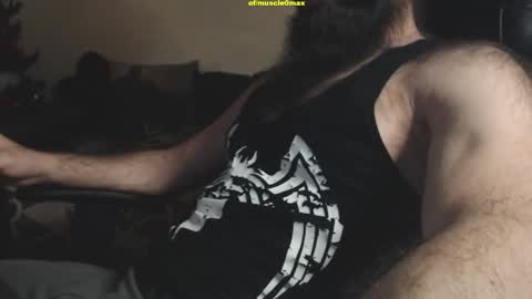 ofmuscle0max online show from January 11, 10:27 pm