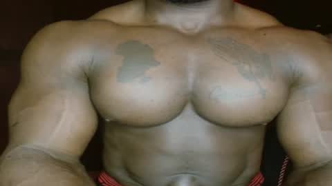 musclegod23 online show from July 16, 2:26 am