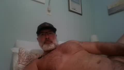 Snapshot of musclemeat41 chatting on October 27, 7:58 pm musclemeat41 online show from October 27, 7:58 pm
