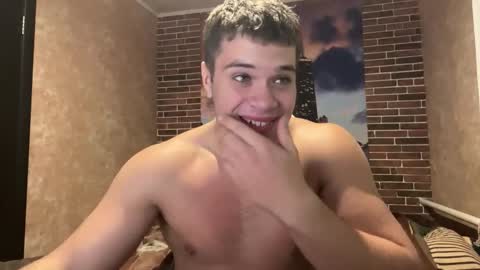 Snapshot of musclephantom chatting on October 12, 10:11 pm Egor online show from October 12, 10:11 pm