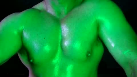 Hulk Muscles - NEW ACCOUNT online show from February 18, 9:58 pm