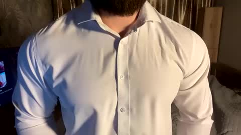 muscularjuggler online show from March 22, 12:53 pm