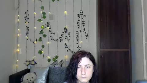 Jeneva online show from April 15, 7:58 pm