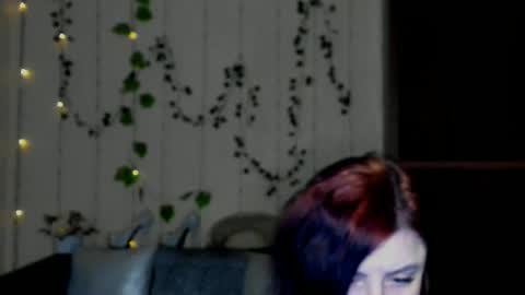 Jeneva online show from February 20, 7:05 pm