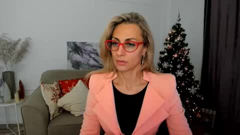 Diana online show from December 17, 11:39 am