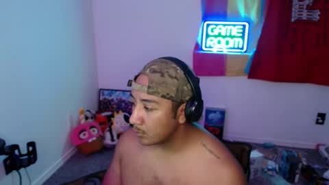 mushrooncat online show from September 21, 4:05 am