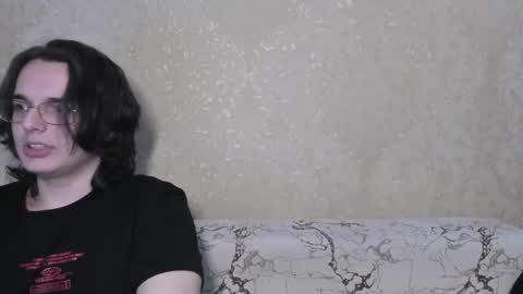 cute couple online show from April 16, 5:57 pm