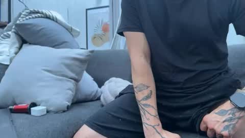 mvtteblvck online show from April 5, 10:18 pm