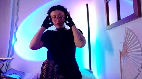 Mx. Anouk Divine online show from February 2, 2:20 am