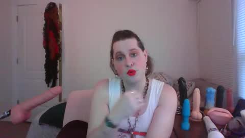 Mx Charlotte online show from November 19, 8:40 pm