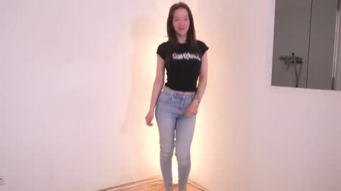 STELLA  Im here today online show from October 17, 7:51 pm