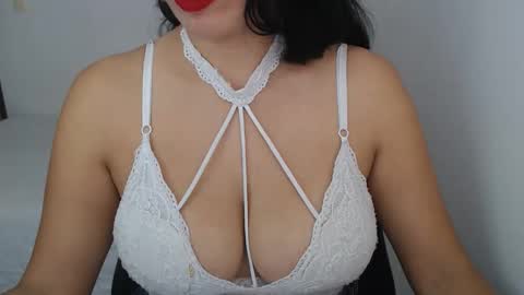 mary and charlie online show from February 3, 8:35 pm