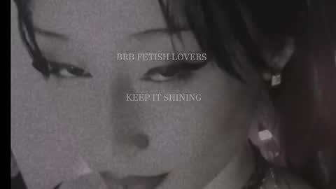 Lola online show from November 17, 9:17 pm