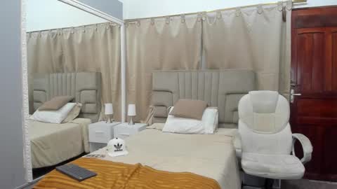 Myers   online show from March 11, 11:23 am