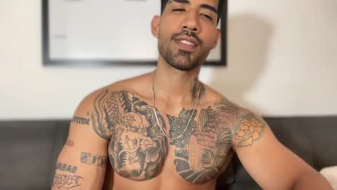 Myke esthetic online show from January 28, 5:22 am