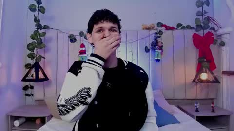 Mykel   online show from December 19, 10:05 pm