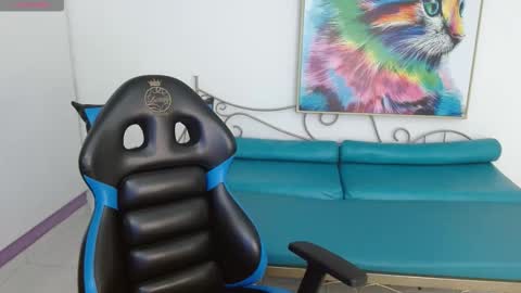 Milu 3 online show from November 5, 9:06 pm