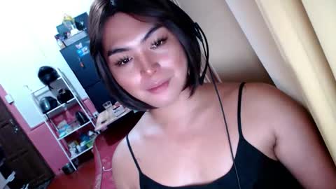 SUPPORT GODDESS TRISHA  AND DONT FORGET TO FOLLOW ME online show from April 3, 8:27 pm