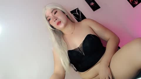 kimmy online show from April 18, 4:25 am