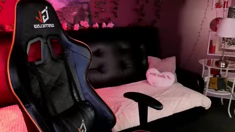 mystery_mary online show from October 21, 3:59 pm