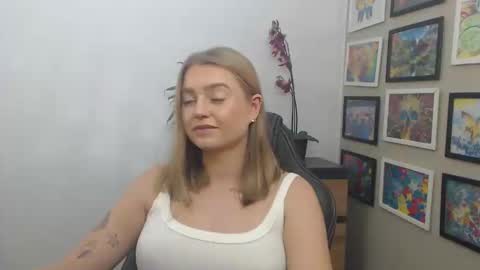 Erica online show from November 5, 1:13 pm