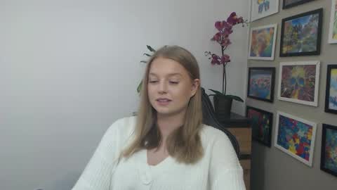 Erica online show from March 5, 1:42 pm